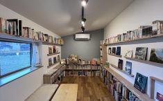 絵本が旅する絵本図書館F様邸11